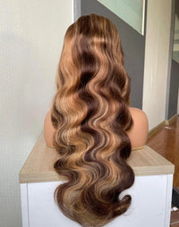 Body Wave Wig – Black – 200 Density thumbnail 1