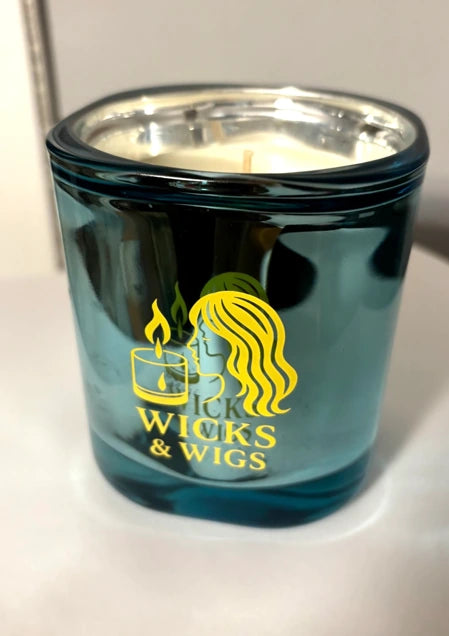Black Pomegranate Candle – 320g / 60h Burn
